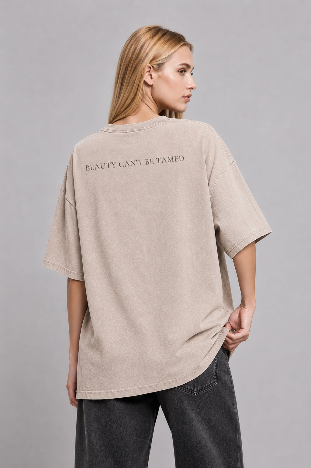 Unapologetic | Beauty Can't Be Tamed Oversized Graphic Tee