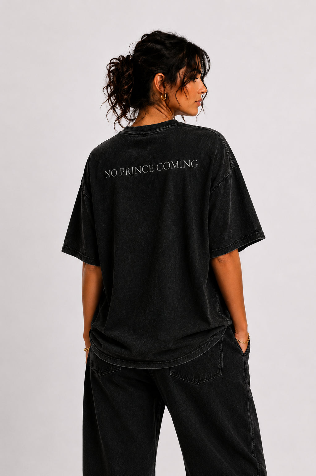Unapologetic | No Prince Coming Oversized Graphic Tee
